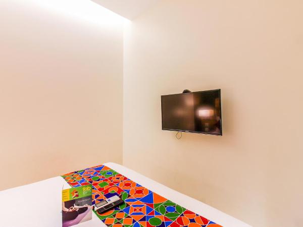 FabHotel RK International : photo 4 de la chambre chambre deluxe