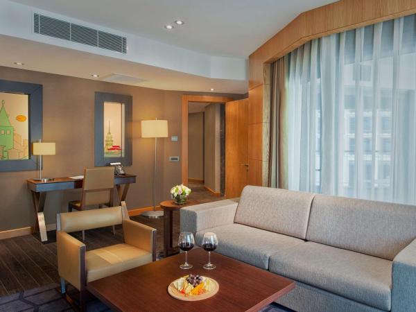 Radisson Blu Hotel & Spa, Istanbul Tuzla : photo 8 de la chambre suite hammam avec sauna et terrasse