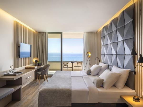 Aminess Khalani Hotel : photo 1 de la chambre chambre deluxe avec balcon - vue sur mer