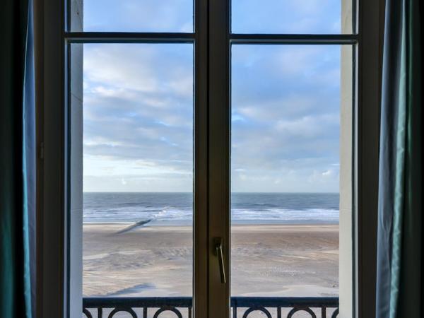 Thermae Palace : photo 4 de la chambre chambre lits jumeaux classique - vue sur mer