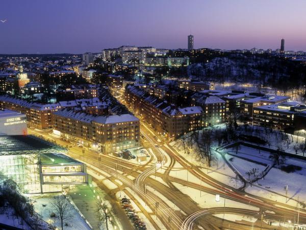 Gothia Towers & Upper House : photo 10 de la chambre family room sky view - gothia towers (max 2 adults + 2 children up to 12 years old)