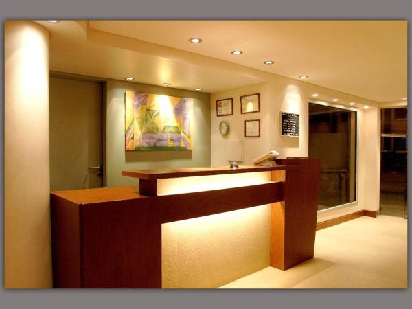 Hotel Bariloche Flat : photo 3 de la chambre chambre lits jumeaux - vue sur lac