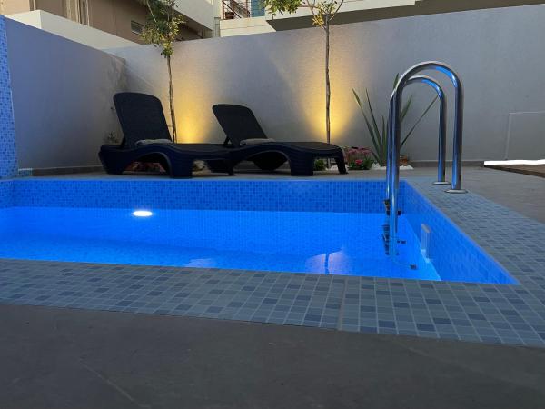 Voula Hotel : photo 4 de la chambre suite junior avec piscine privée