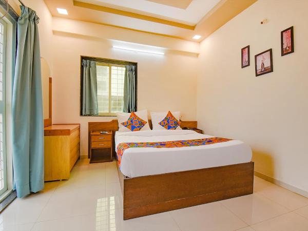 FabHotel Galaxy Inn : photo 1 de la chambre chambre deluxe