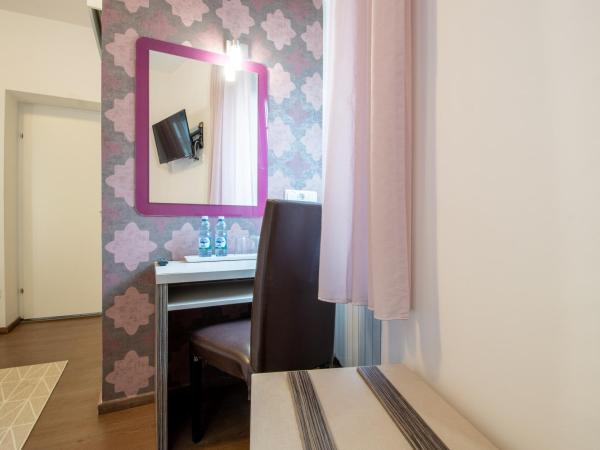 AMADEA - Cityhotel Salzburg : photo 3 de la chambre chambre lits jumeaux