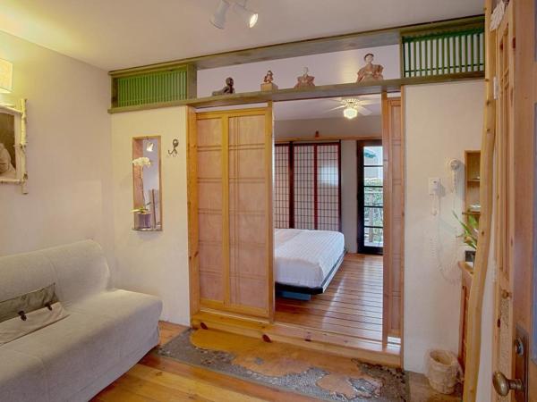 Les Artistes Inn : photo 7 de la chambre chambre lit king-size supérieure
