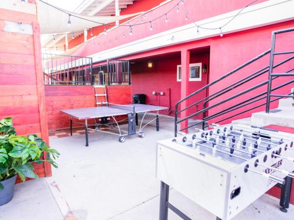 California Dreams Hostel - Ocean Beach : photo 1 de la chambre lit dans dortoir mixte de 6 lits