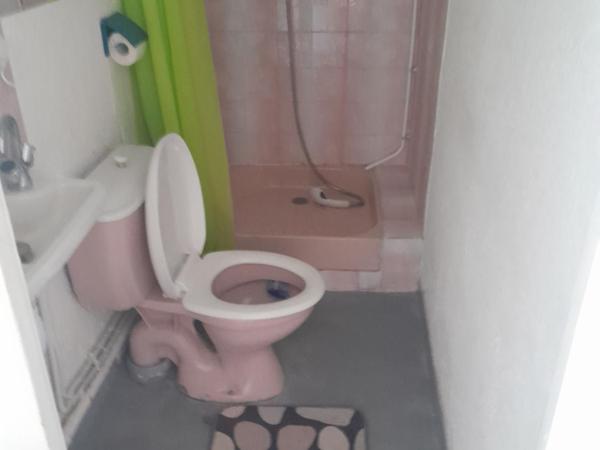 auberge des garrigues : photo 1 de la chambre chambre double