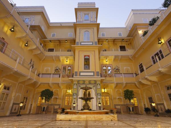 The Raj Palace (Small Luxury Hotels of the World) : photo 5 de la chambre suite présidentielle