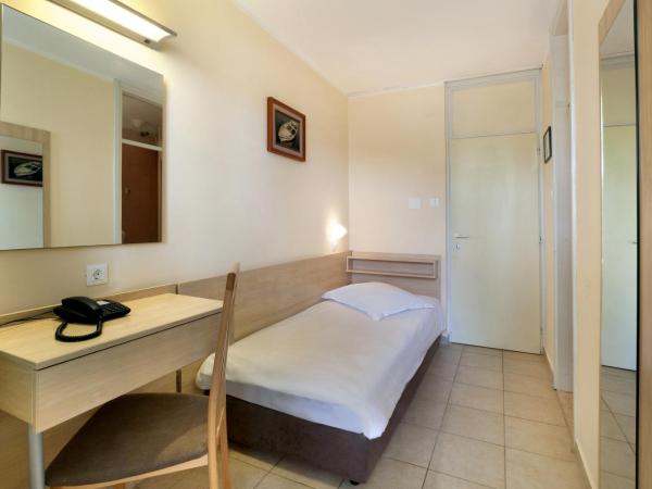 Hotel Delfin Plava Laguna : photo 3 de la chambre chambre simple classique avec balcon