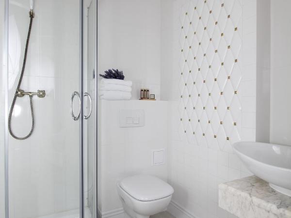 Lawendowy Dworek : photo 2 de la chambre chambre double - vue sur jardin