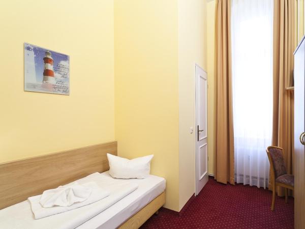 Hotel Vivaldi Berlin am Kurfürstendamm : photo 1 de la chambre chambre simple standard