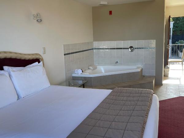 Chantillys Motor Lodge : photo 1 de la chambre executive studio-adults only