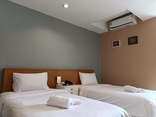 JL Bangkok Hotel : photo 2 de la chambre chambre lits jumeaux supérieure