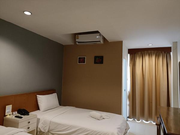 JL Bangkok Hotel : photo 7 de la chambre chambre lits jumeaux supérieure