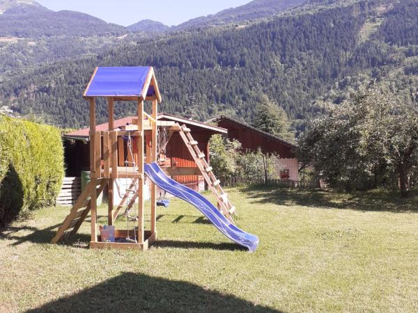 Chambre avec SdB, WC et entrée indépendantes pour les locataires : photo 1 de la chambre appartement - vue sur jardin