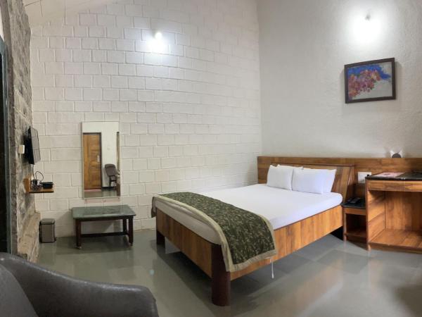 The Green Gate Resort Mulshi : photo 3 de la chambre deluxe 1 - no stags allowed