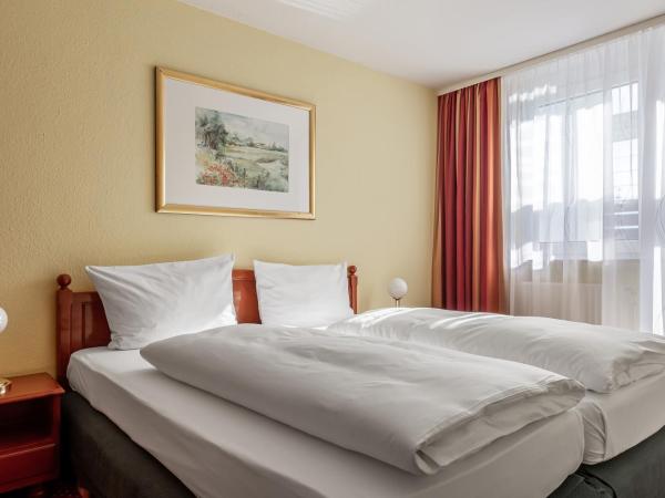 AZIMUT Hotel Nuremberg : photo 2 de la chambre chambre lits jumeaux standard