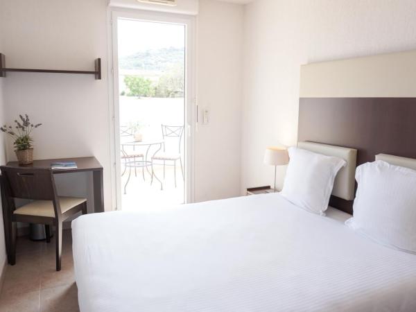 Zenitude Hôtel-Résidences Toulon Six Fours : photo 5 de la chambre appartement 1 chambre