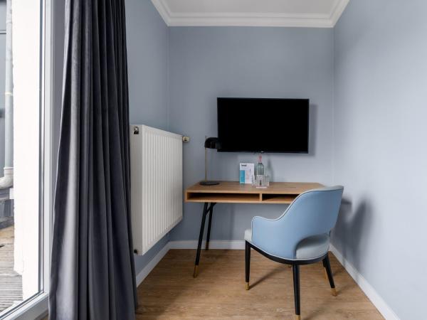 numa I Artol Rooms & Apartments : photo 5 de la chambre medium studio with kitchenette and balcony