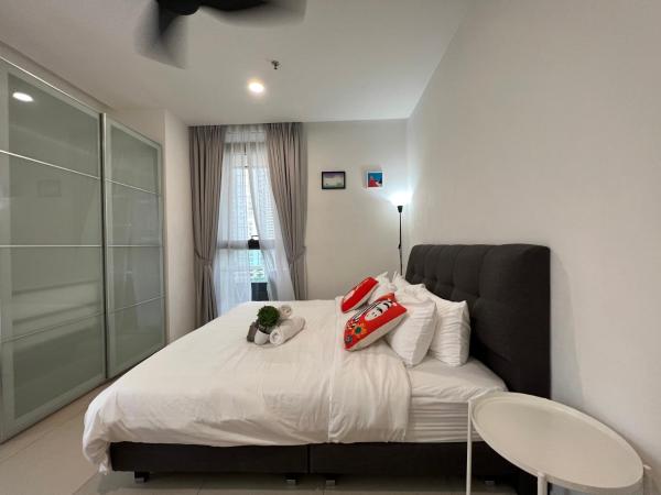 ARCORIS, MONT KIARA by MK HOME : photo 10 de la chambre appartement - vue sur piscine 