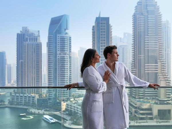 Jumeirah Living Marina Gate Dubai : photo 3 de la chambre suite 1 chambre premium - vue sur port de plaisance