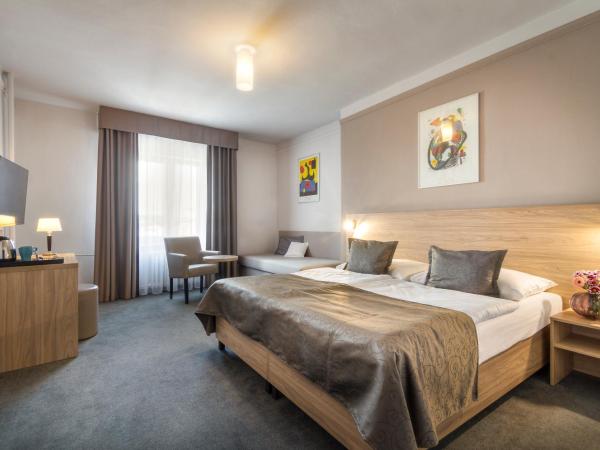 Atlantic Hotel : photo 4 de la chambre chambre double ou lits jumeaux supérieure avec climatisation