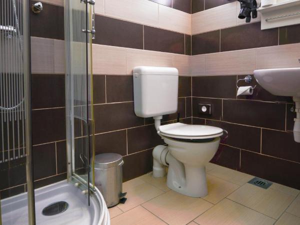 Chesscom Guesthouse : photo 10 de la chambre chambre double ou lits jumeaux