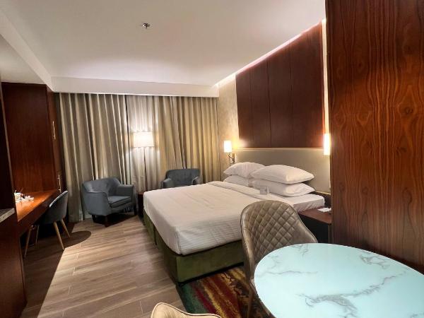 City Seasons Suites : photo 2 de la chambre studio premium