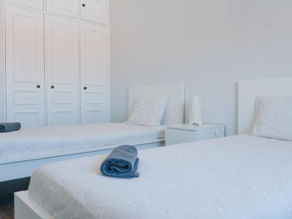 Ocean Guesthouse Peniche : photo 1 de la chambre chambre lits jumeaux