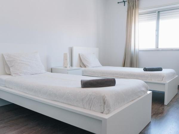 Ocean Guesthouse Peniche : photo 2 de la chambre chambre lits jumeaux