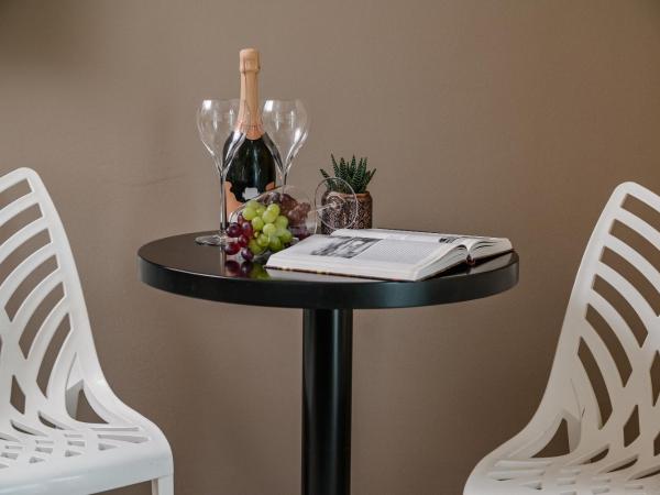 Hotel Laurus - Liburnia : photo 5 de la chambre chambre lits jumeaux - vue sur piscine