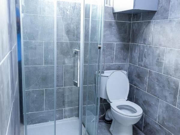 Empress House : photo 8 de la chambre chambre double avec salle de bains privative