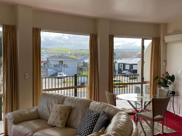 Chantillys Motor Lodge : photo 6 de la chambre suite deluxe avec baignoire spa