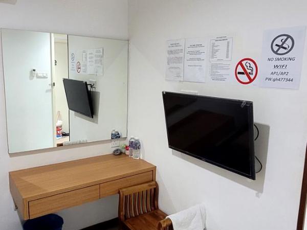 Api-Api GuestHouse : photo 5 de la chambre chambre lits jumeaux standard