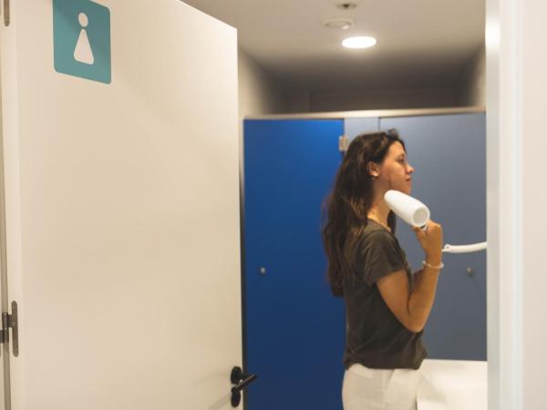 Hostel Villa Miguela : photo 4 de la chambre lit superposé dans dortoir pour femmes 