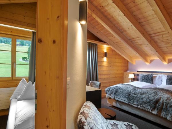 Aspen Alpine Lifestyle Hotel : photo 4 de la chambre chambre familiale pour 4 personnes