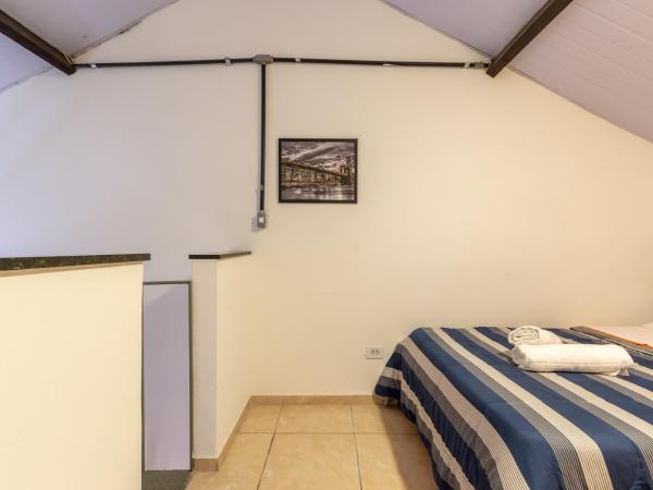 BH Studios Hotel Brás : photo 10 de la chambre appartement en duplex