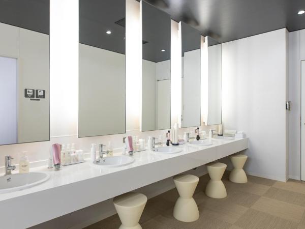 First Cabin Haneda Terminal 1 : photo 6 de la chambre cabine classe affaires - femmes uniquement