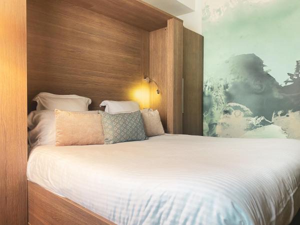 Best Western Plus La Corniche : photo 1 de la chambre chambre queen classique - non-fumeurs