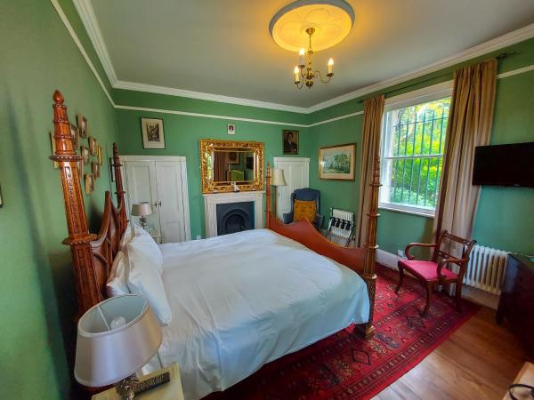 Grosvenor Villa : photo 6 de la chambre chambre double avec salle de bains privative