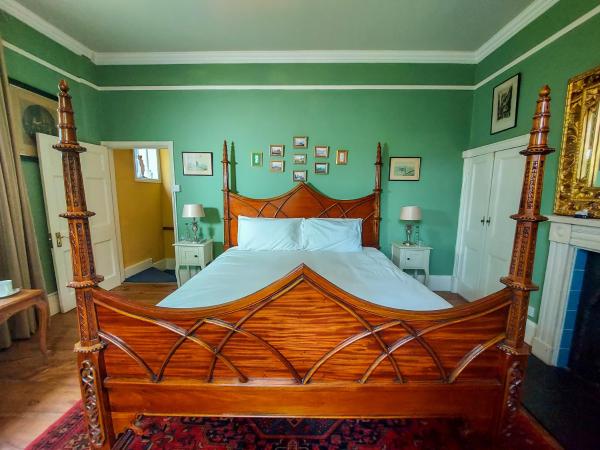Grosvenor Villa : photo 8 de la chambre chambre double avec salle de bains privative