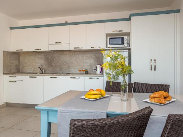 Residence Superior Del Mar : photo 2 de la chambre one-bedroom apartment with balcony (5 people)