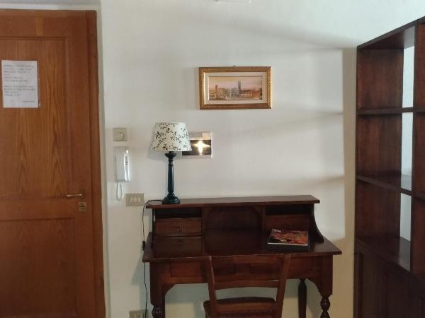 Residence Domus : photo 1 de la chambre chambre double ou lits jumeaux