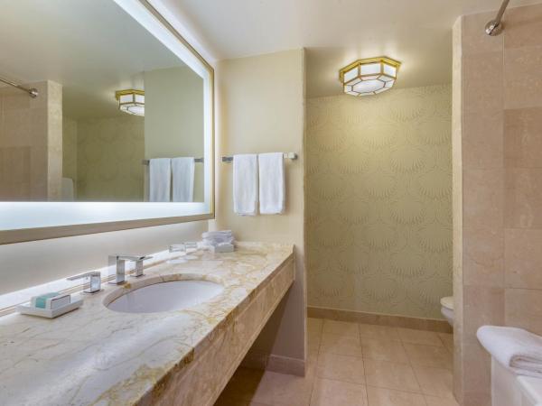 Omni Mont-Royal Hotel : photo 3 de la chambre chambre deluxe avec 2 lits doubles