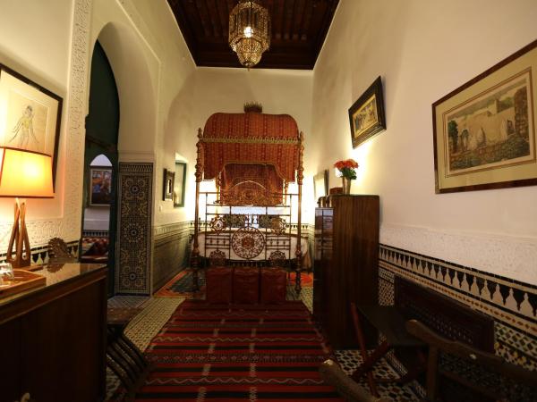 Palais Riad Lamrani : photo 4 de la chambre hébergement le harem