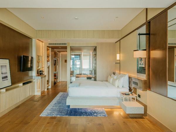 The Anandi Hotel and SPA - Luxury Healing Hotel for Wellbeing : photo 1 de la chambre chambre lit king-size exécutive