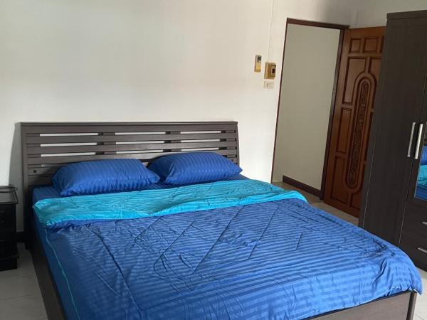 TG2 - Tientong Guesthouse 2 : photo 1 de la chambre chambre double deluxe avec balcon