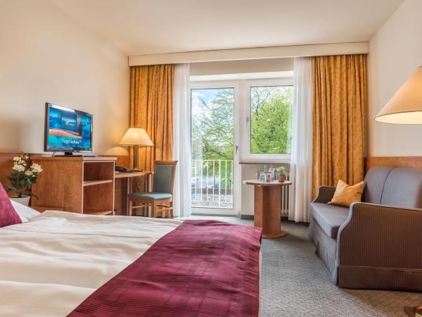 Hotel Am Moosfeld : photo 3 de la chambre chambre double supérieure avec balcon