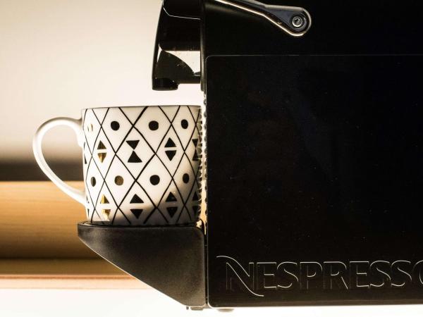 QT Wellington : photo 5 de la chambre chambre lit king-size qt harbour view